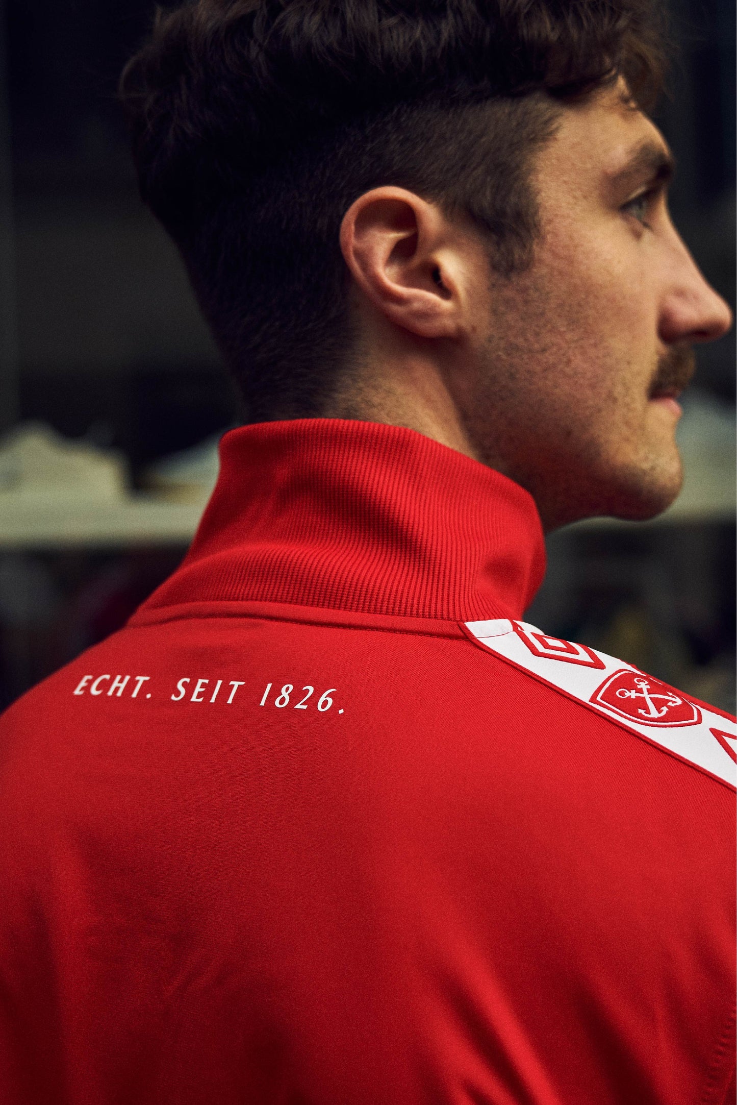 Umbro x Haake-Beck Trainingsanzug Rot/Weiß (Limited collection)